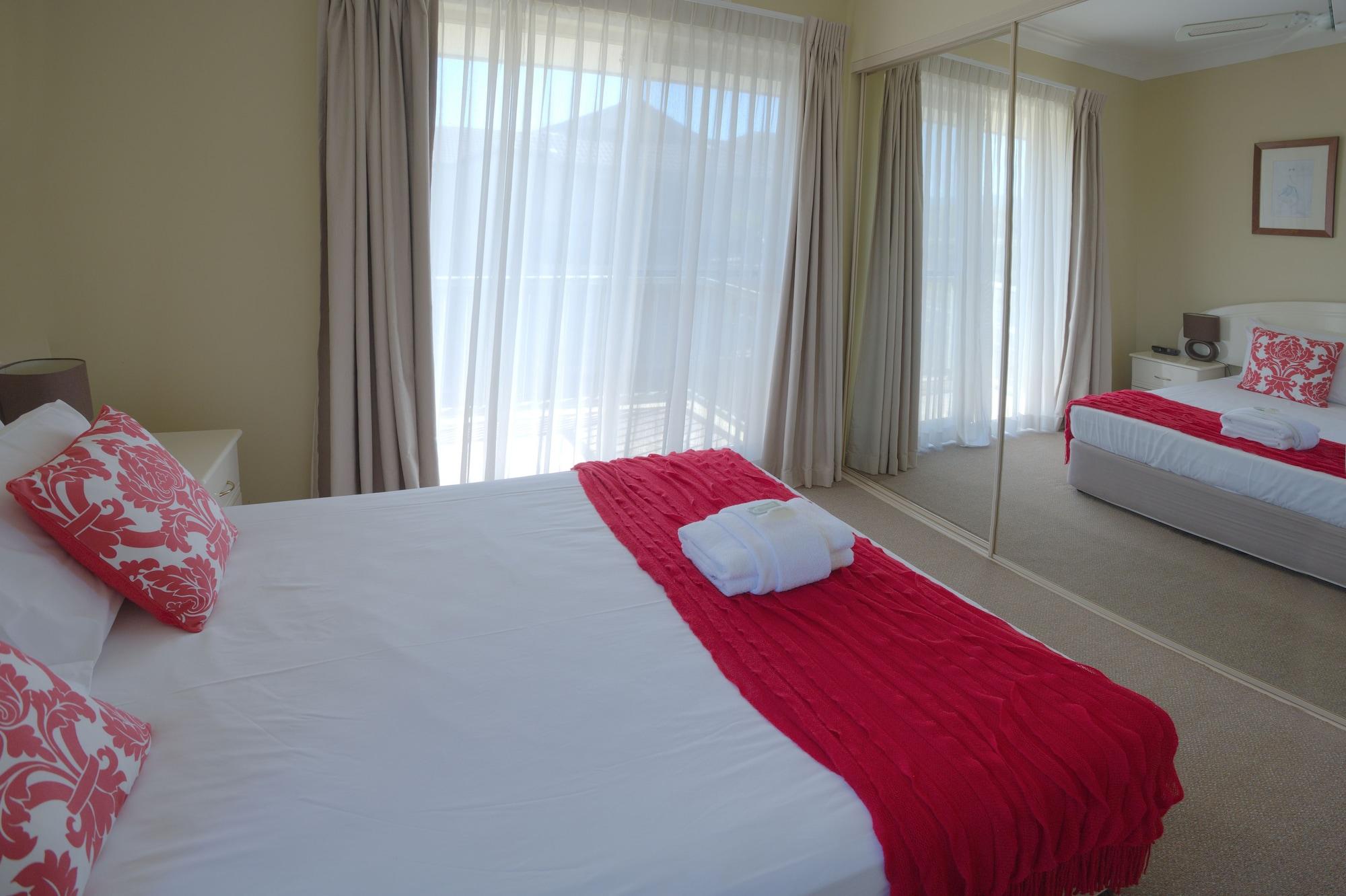 Bila Vista Kirra Beachside Apartments โกลด์โคสต์ ภายนอก รูปภาพ
