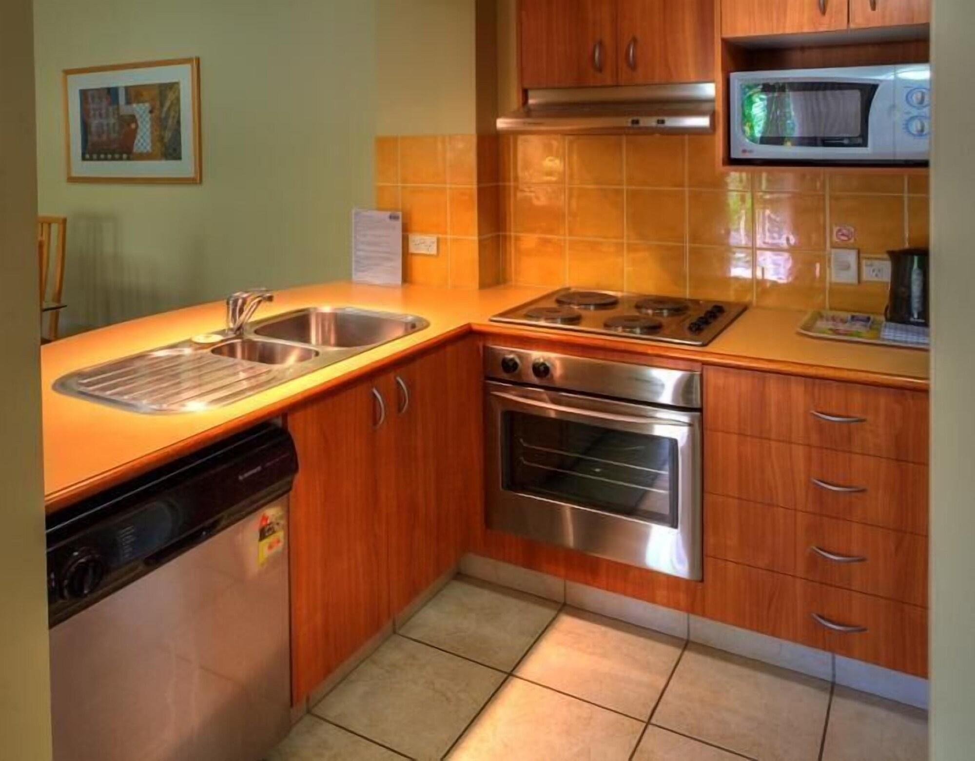Bila Vista Kirra Beachside Apartments โกลด์โคสต์ ภายนอก รูปภาพ