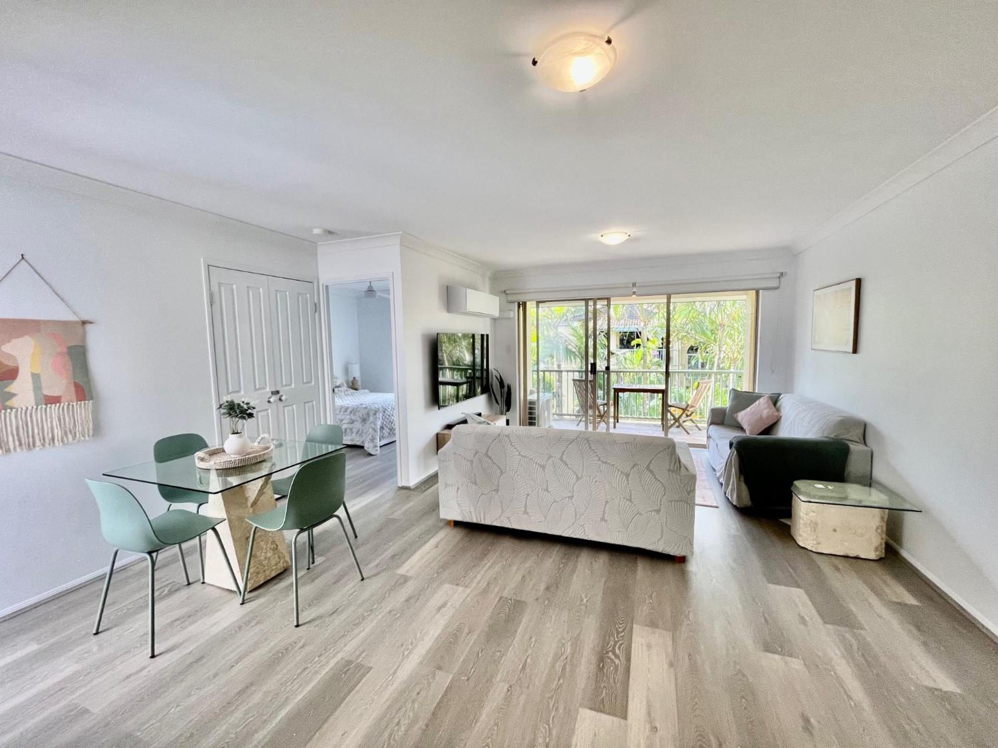 Bila Vista Kirra Beachside Apartments โกลด์โคสต์ ภายนอก รูปภาพ