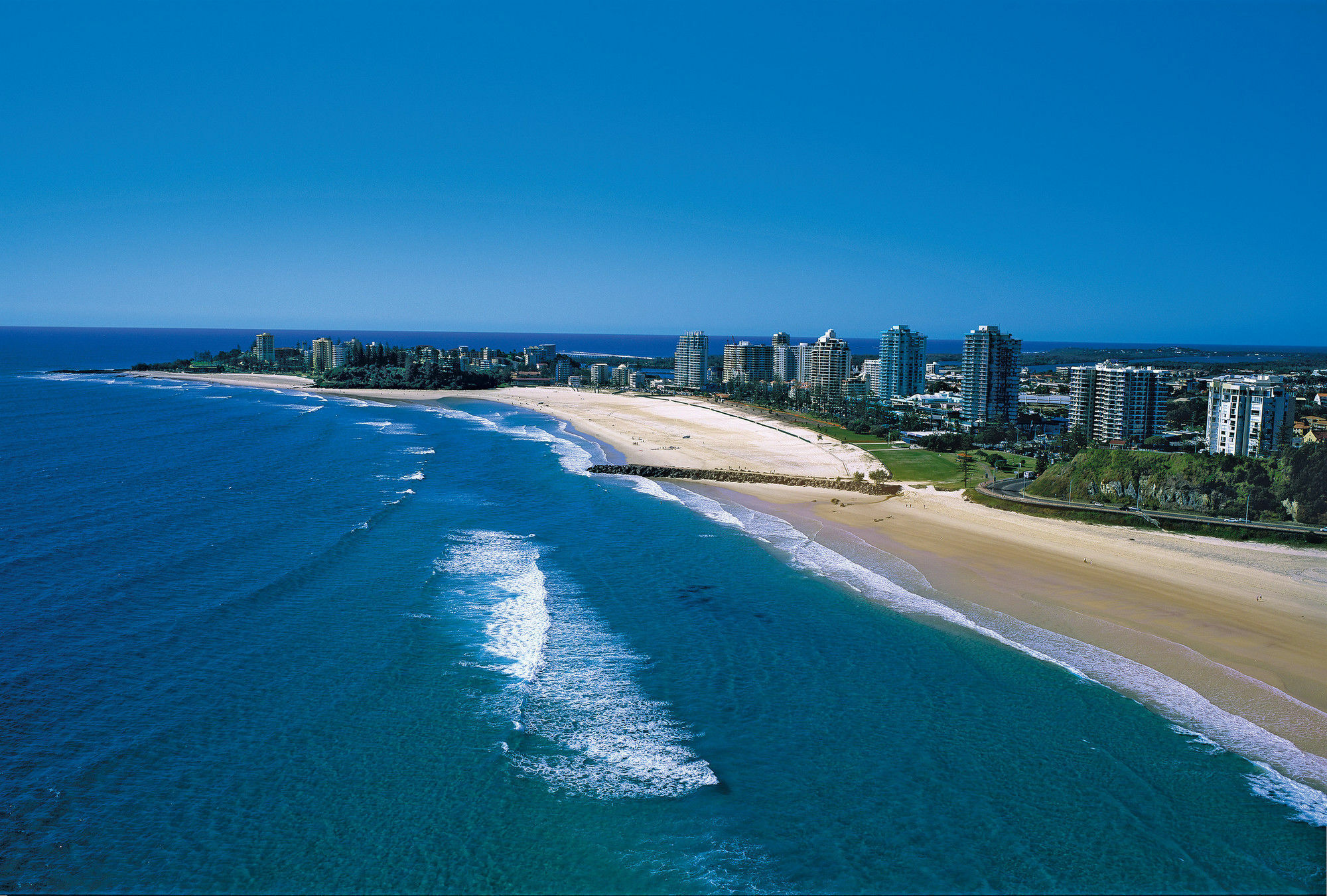 Bila Vista Kirra Beachside Apartments โกลด์โคสต์ ภายนอก รูปภาพ
